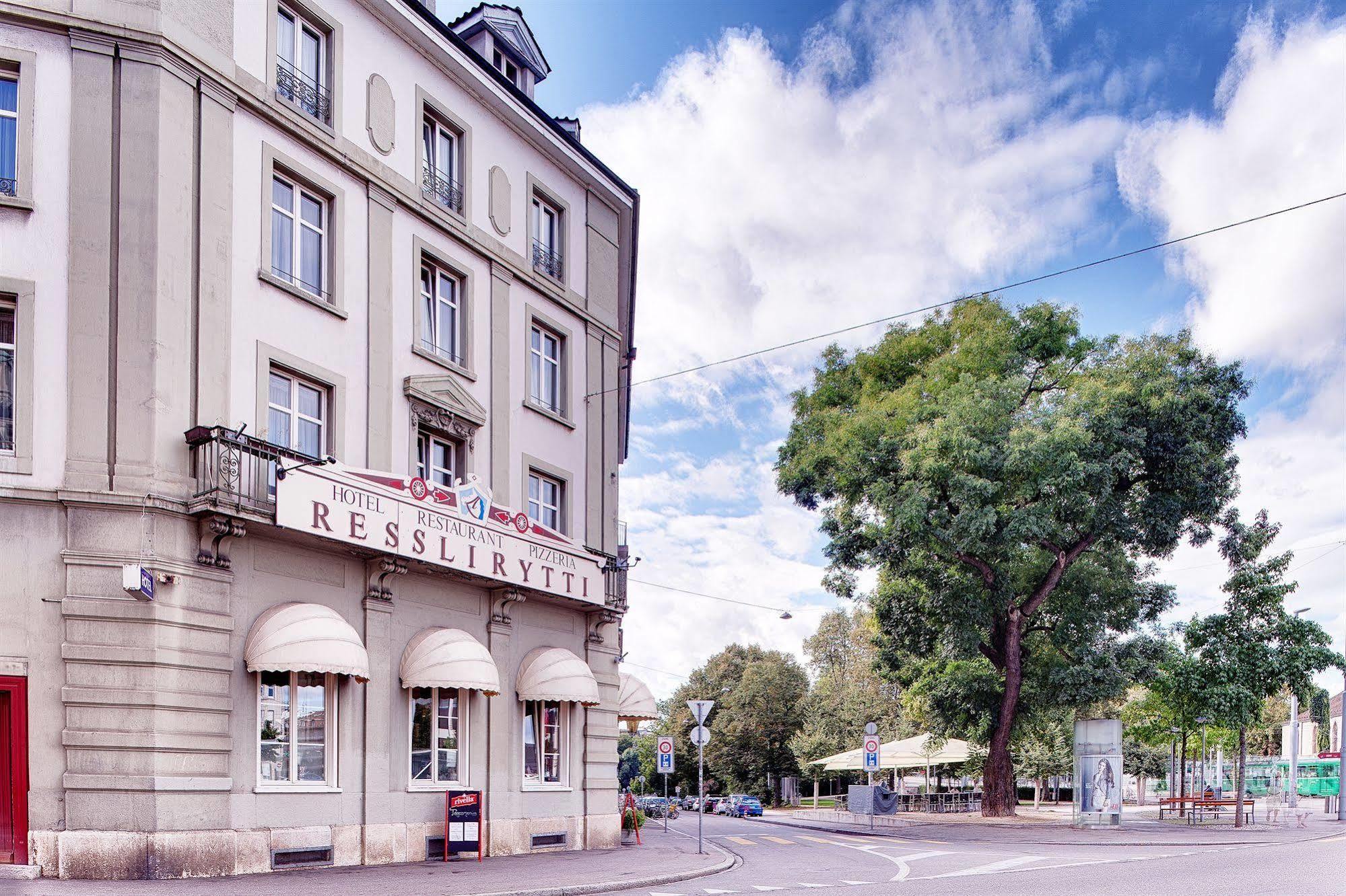 Hotel Resslirytti Basel Exterior photo